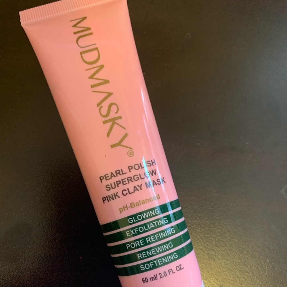 BNIB- mudmasky pearl polish